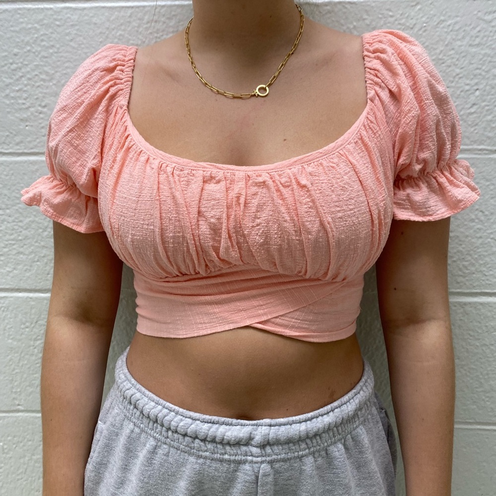 BEGINNING BOUTIQUE heritage wrap top in pink